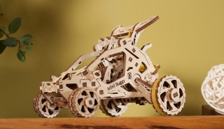 Ugears 3D drevené mechanické puzzle Mini Buggy